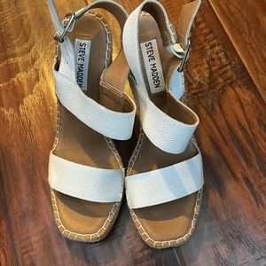 Steve Madden white leather strap wedge - URI